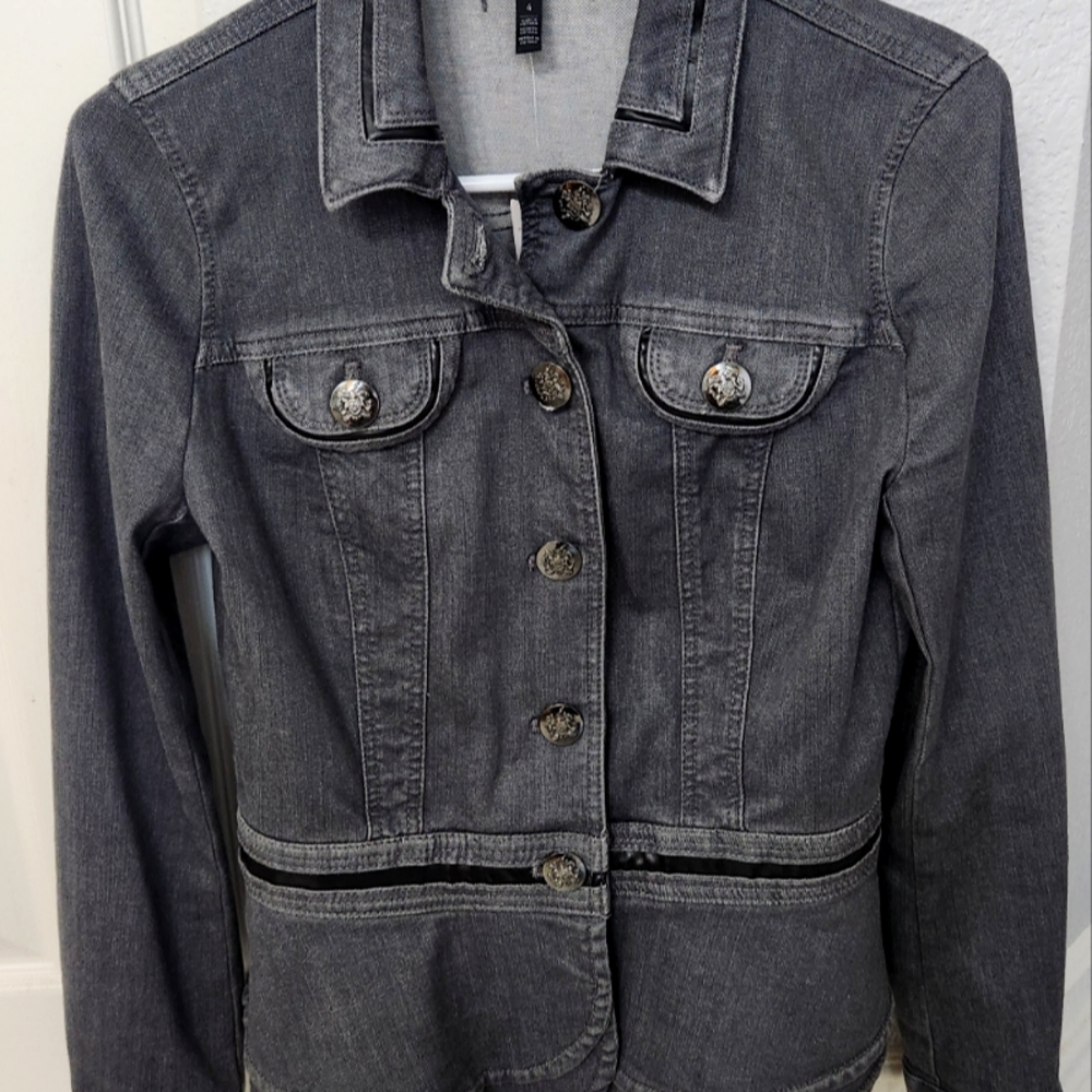 Women's Gray Denim Jacket